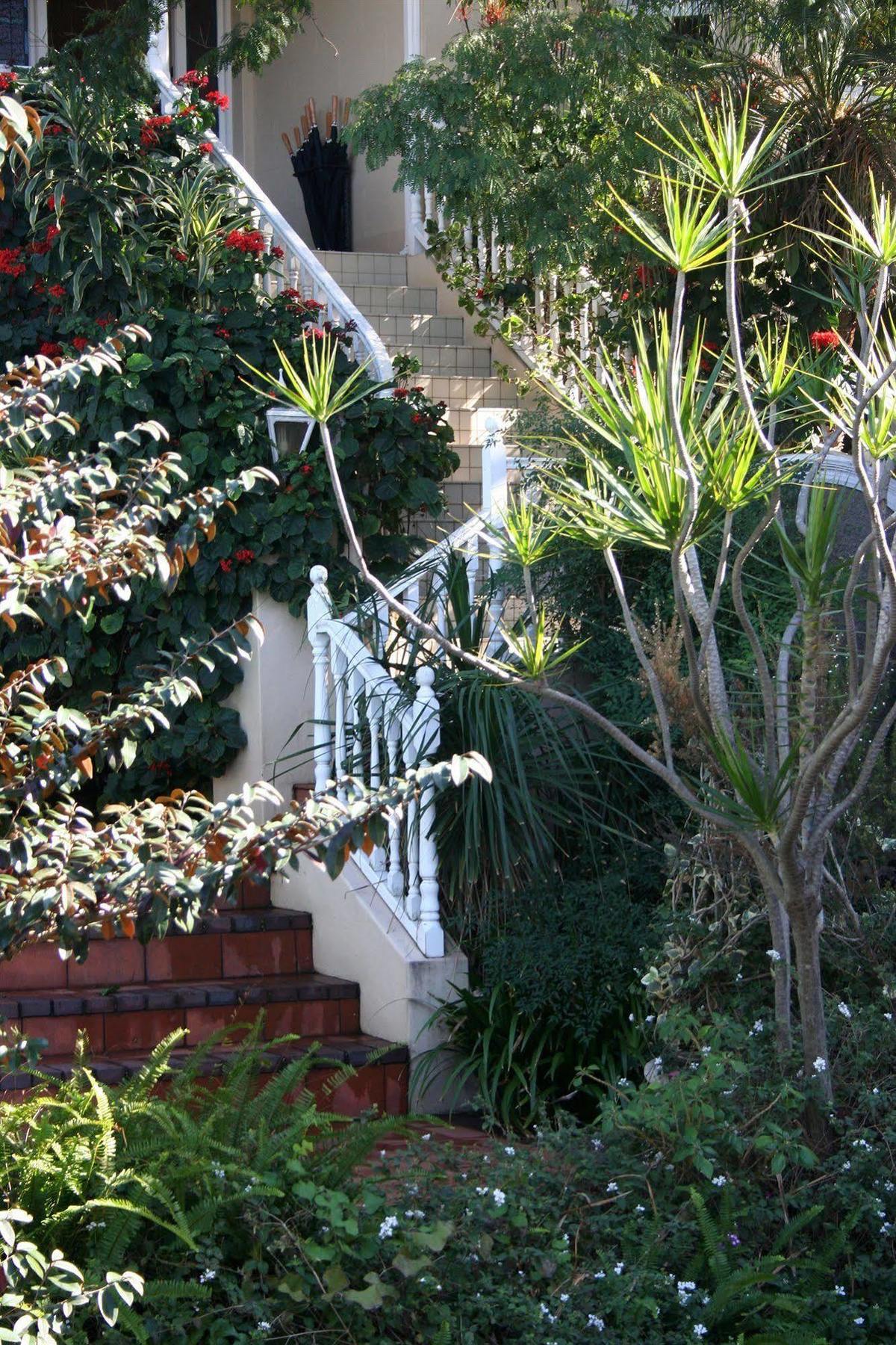 Goble Palms Guest Lodge & Urban Retreat Durban Exterior photo
